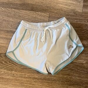 Tracksmith Van Cortlandt shorts size small